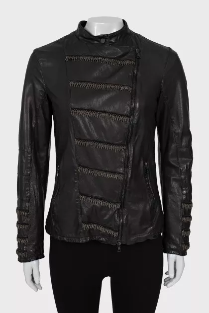Brown leather jacket with zipper