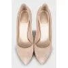 Leather shoes with snakeskin embossing
