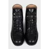 Leather boots with brand logo