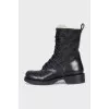 Insulated boots with brand logo