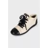 Leather sneakers with patent toe