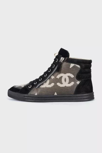 Suede and canvas sneakers with signature logo