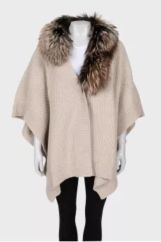 Wool cardigan with fur collar
