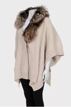 Wool cardigan with fur collar