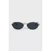 Sunglasses with oval lenses