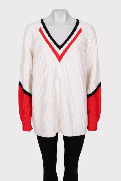 Knitted wool sweater with V-neck