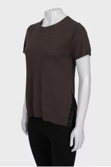 Brown T-shirt with embroidery