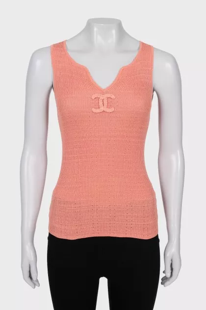Orange T-shirt with brand logo