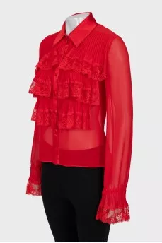 Silk blouse decorated with lace