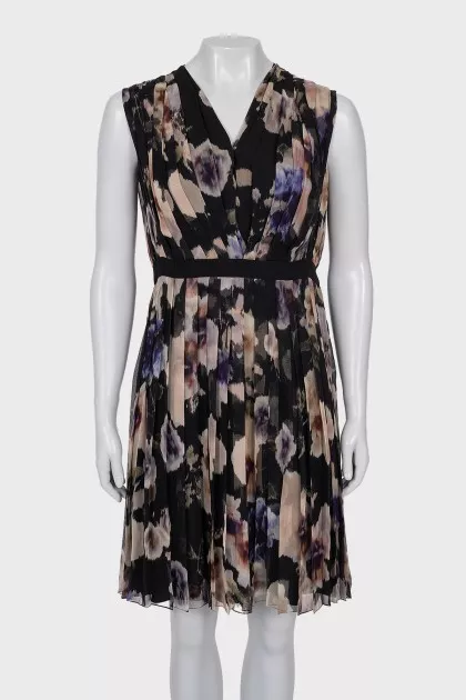 Silk pleated dress in floral print