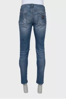 Чоловічі джинси з рваним ефектом