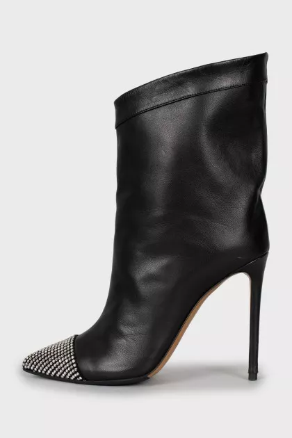 Leather ankle boots with rhinestones on the toe