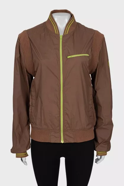 Brown bomber jacket with contrasting zipper