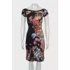 Fitted dress in a bright print