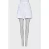 High waisted shorts in white