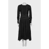 Fitted dress with contrast stitching
