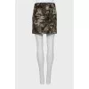 Skirt with accent buttons