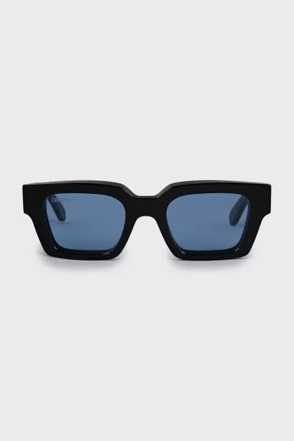 Wide frame sunglasses