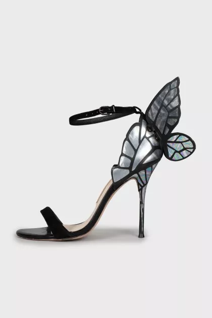 Leather shoes decorated with wings