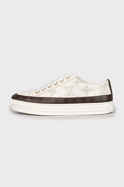Stellar sneakers