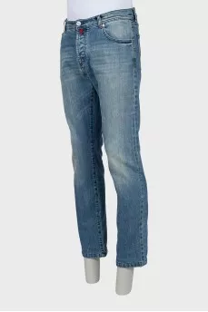 Men's distressed jeans