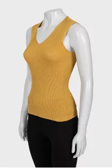 Golden fitted tank top