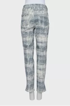 Blue and white jeans