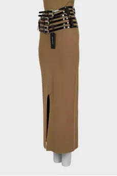 Patent leather belt with tag