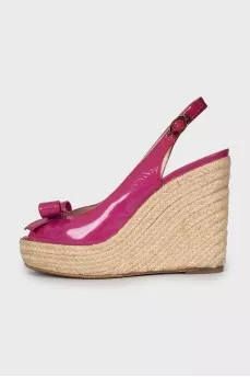 Patent leather wedge sandals