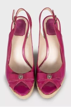 Patent leather wedge sandals
