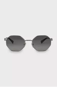 Sunglasses with detachable chain