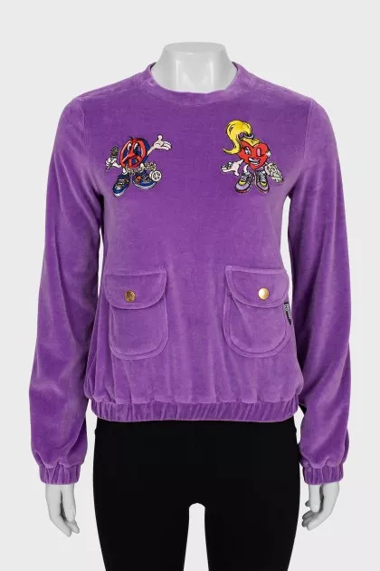 Purple sweatshirt with embroidery