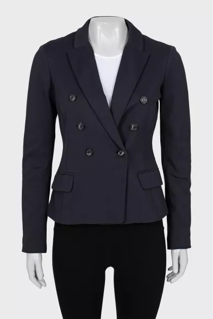 Jacket with button fastening