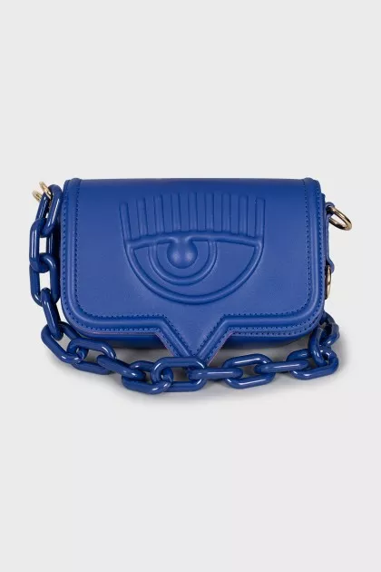 Eyelike bag with tag