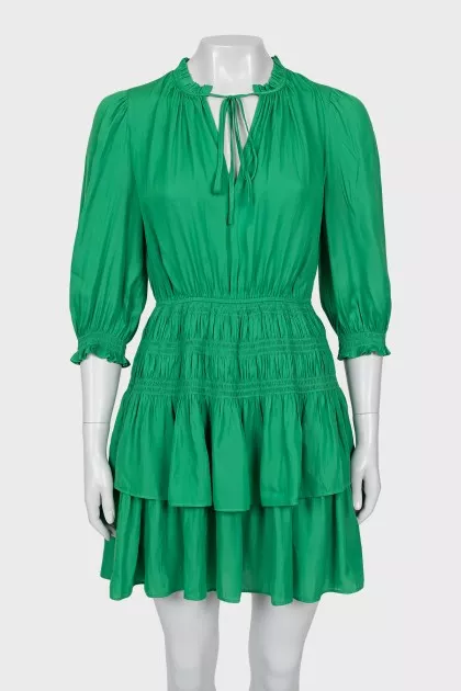 Fitted green dress with tag