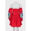 Dress with detachable sleeves