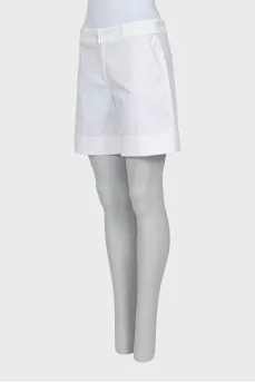 Straight shorts in white