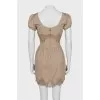 Short sleeve dress decorated with lace