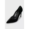 Velvet pumps with heels