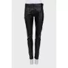 Trousers with front seams