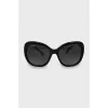 Sunglasses with beads on the temples