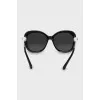 Sunglasses with beads on the temples