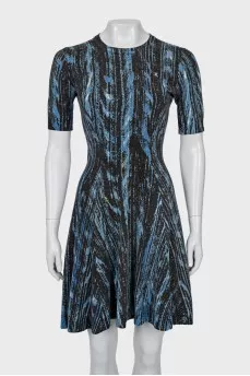 Fitted wool dress with print