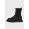 Chelsea boots in suede and leather