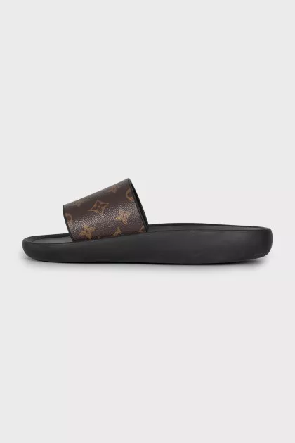 Men's Waterfront slides