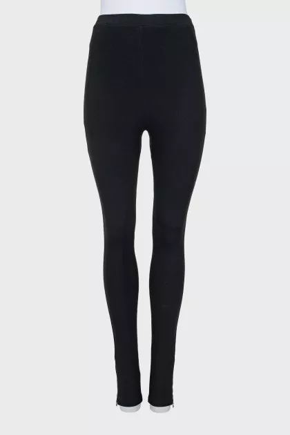 Black leggings