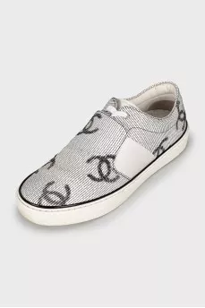 White leather sneakers with print