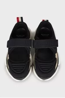 Open top velcro sneakers