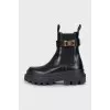 Leather boots with decor