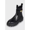 Leather boots with decor